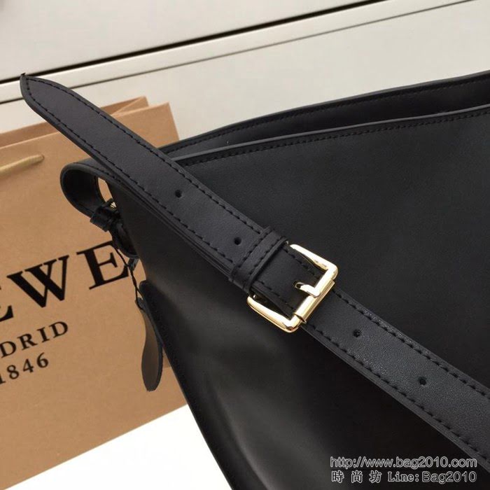 LOEWE羅意威 最新走秀款 原版牛皮 水桶包 內配子母小包 可單肩斜挎 9089  jdl1006